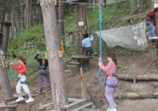  其中一条赛道上的设施 